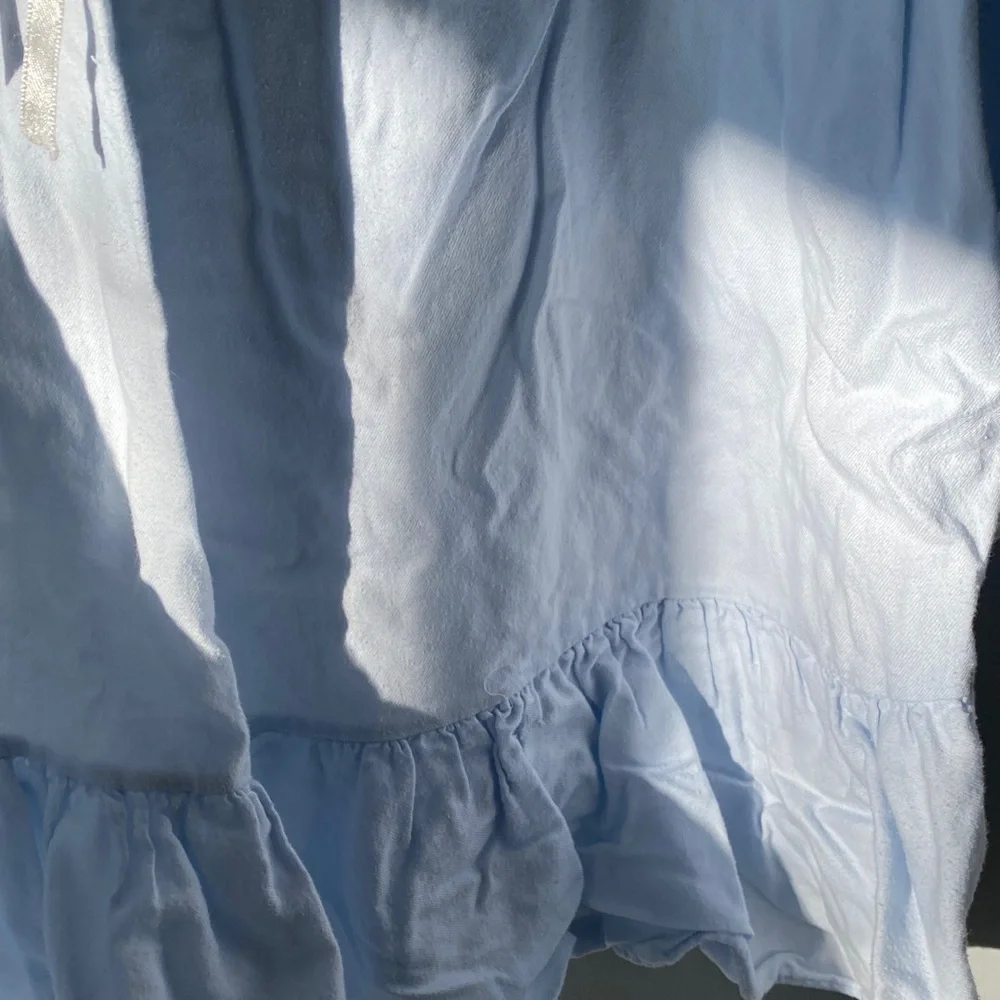 Victoria’s Secret Women's Nightgown with Lace Trim - Picture 5 of 6